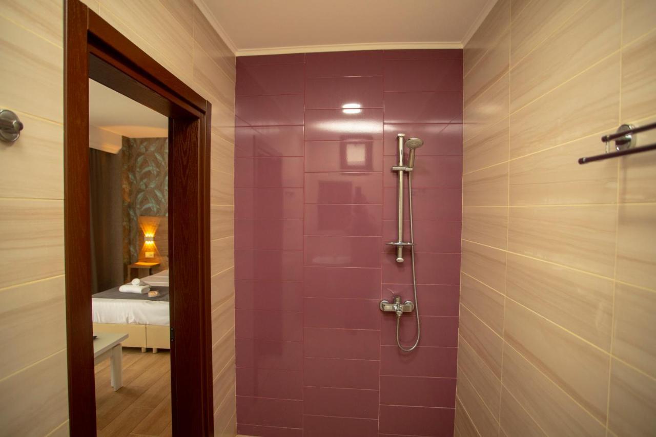 Pollux Hotel Batumi Exterior photo
