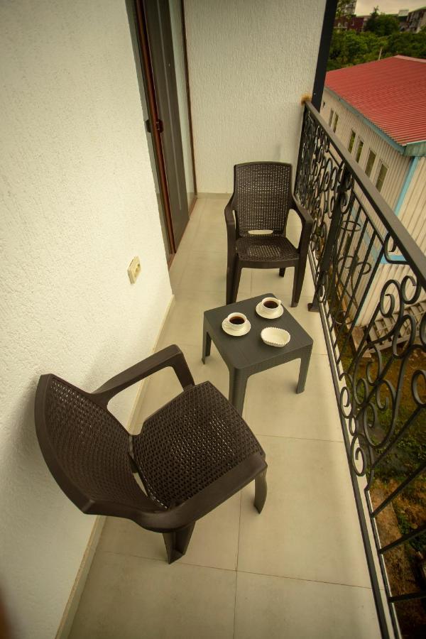 Pollux Hotel Batumi Exterior photo